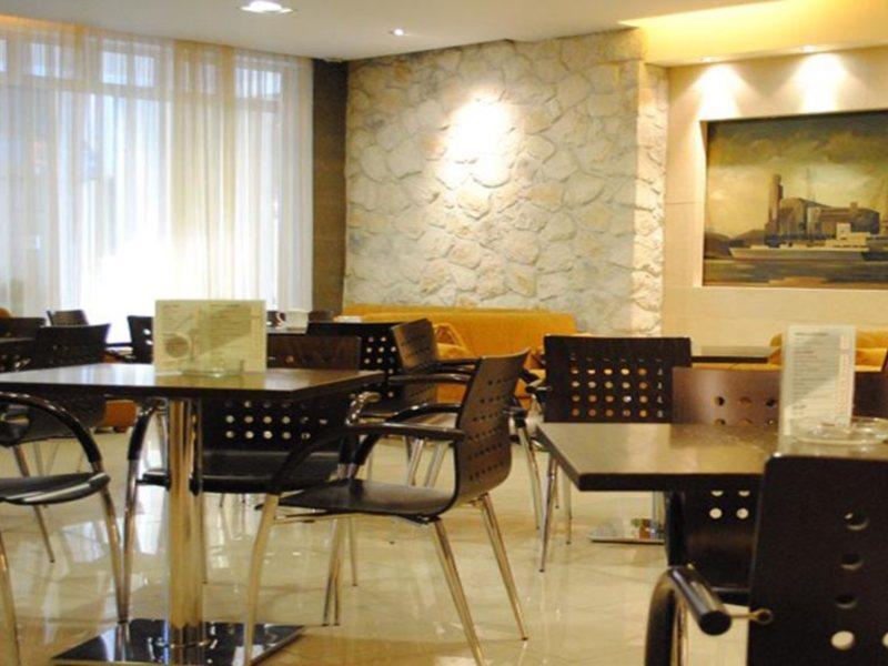 理想酒店 比雷埃夫斯 外观 照片